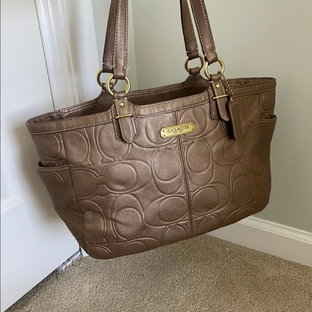 Coach Gallery Embossed Leather Shoulder Tote Bag